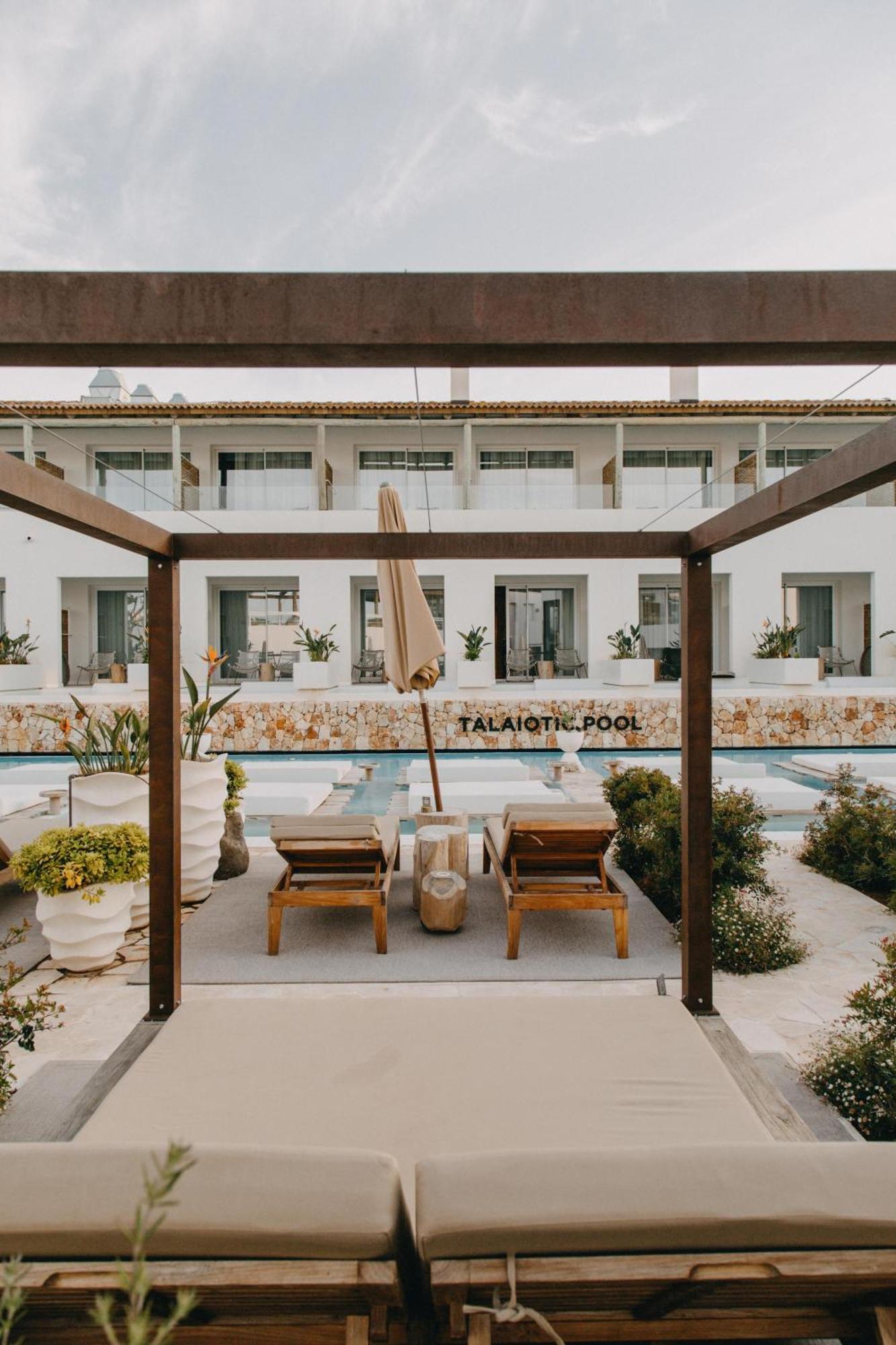 Lago Resort Menorca - Suites Del Lago Adults Only Cala en Bosc Eksteriør bilde